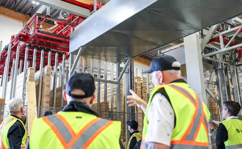 Kanadensare i fabriken