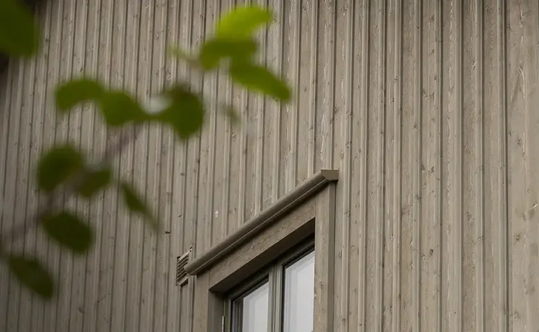 Ytbehandlingar - Takstolar, vindskivor och ytterpanel i Göteborg.